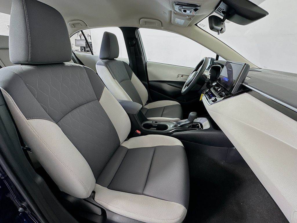 Thumbnail: 2024 Toyota Corolla - 26