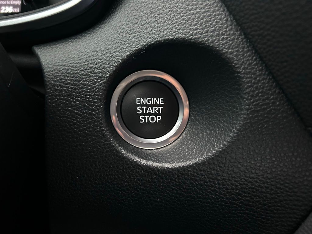 Thumbnail: 2023 Toyota Corolla Cross - 28