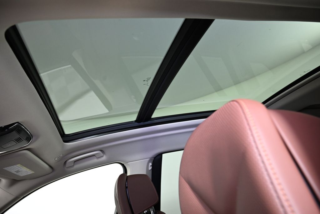 Thumbnail: 2026 BMW X7 - 20