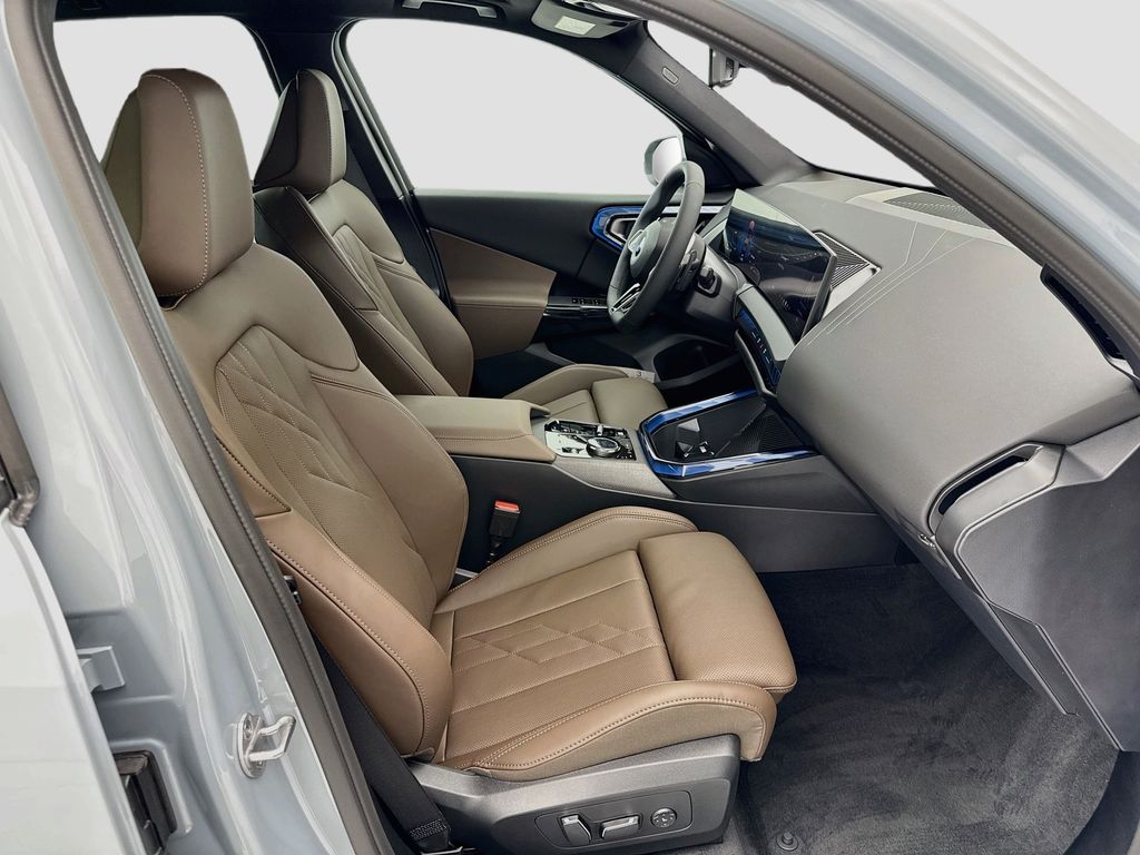 Thumbnail: 2026 BMW X3 - 19