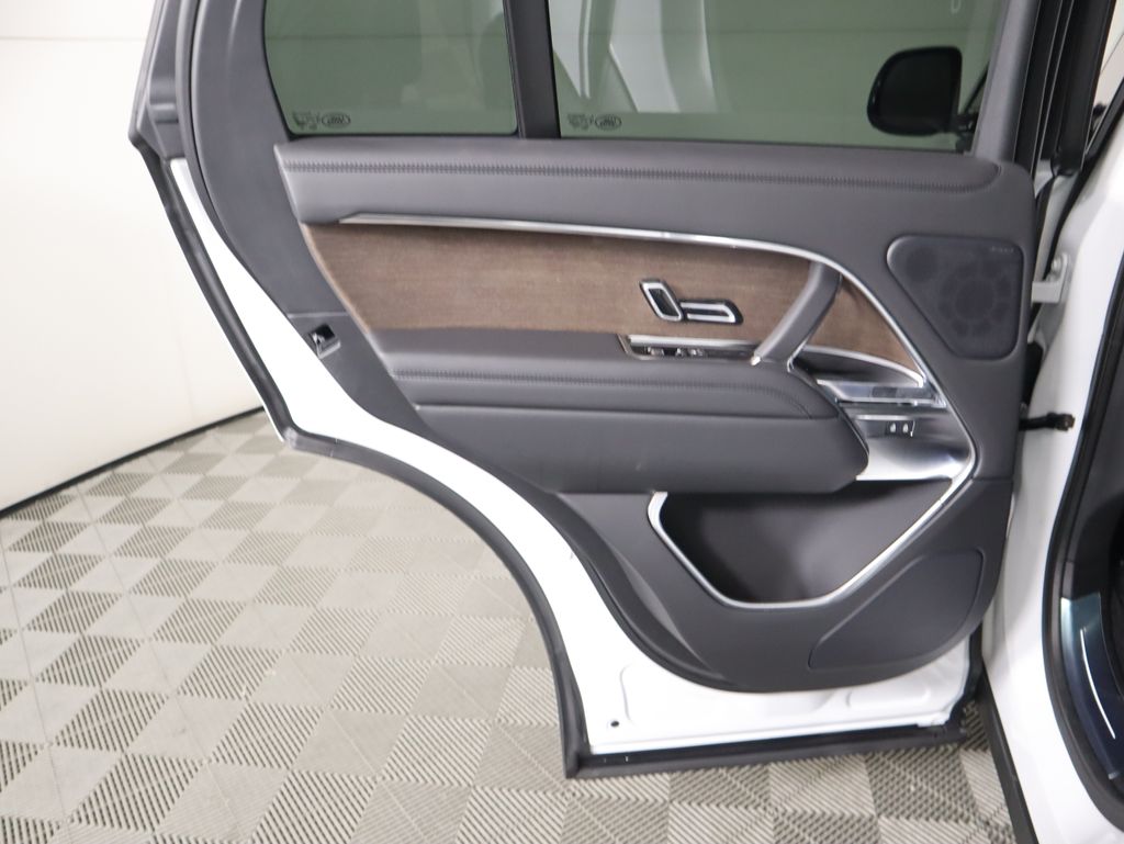 Thumbnail: 2025 Land Rover Range Rover - 28