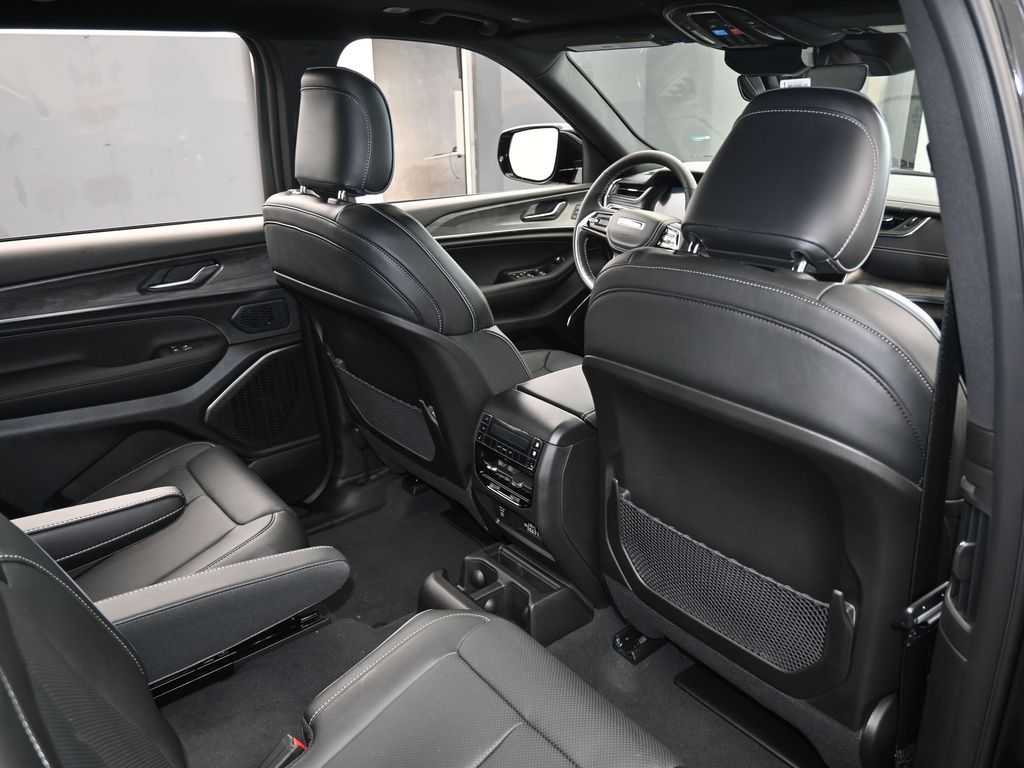 2025 Jeep Grand Cherokee L Overland - Photo 40
