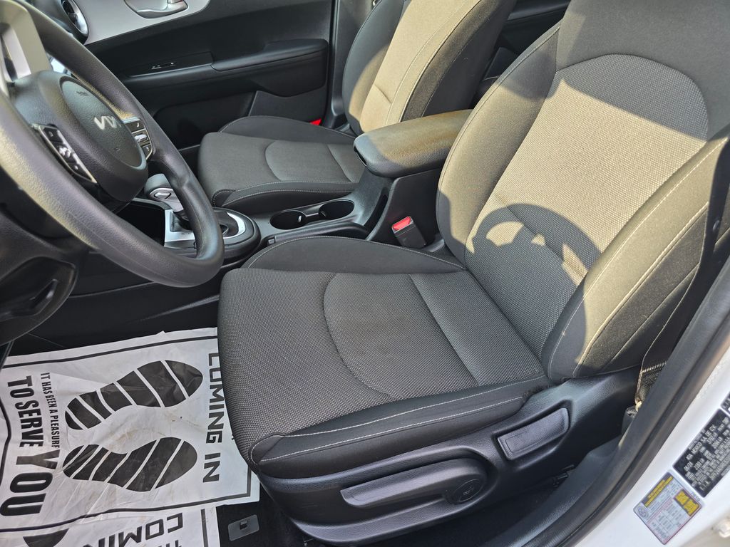 Used 2024 White Kia LXS image 14