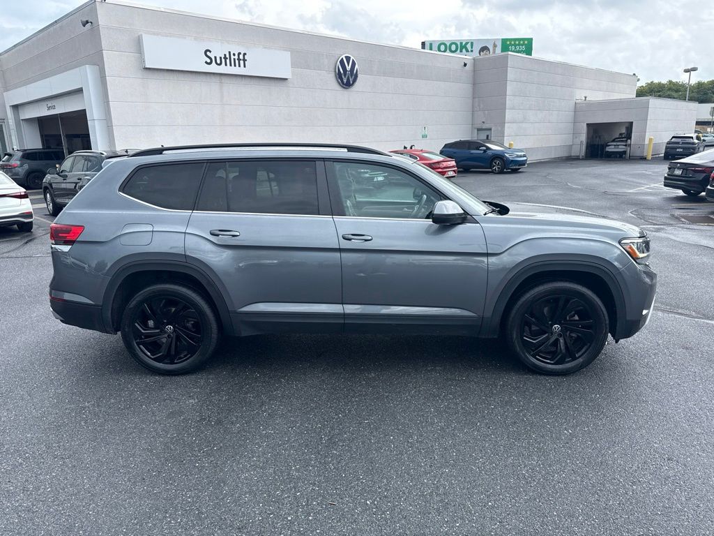 2023 Volkswagen Atlas 2.0T SE w/Technology Gray at Subaru and VW of Moon Township