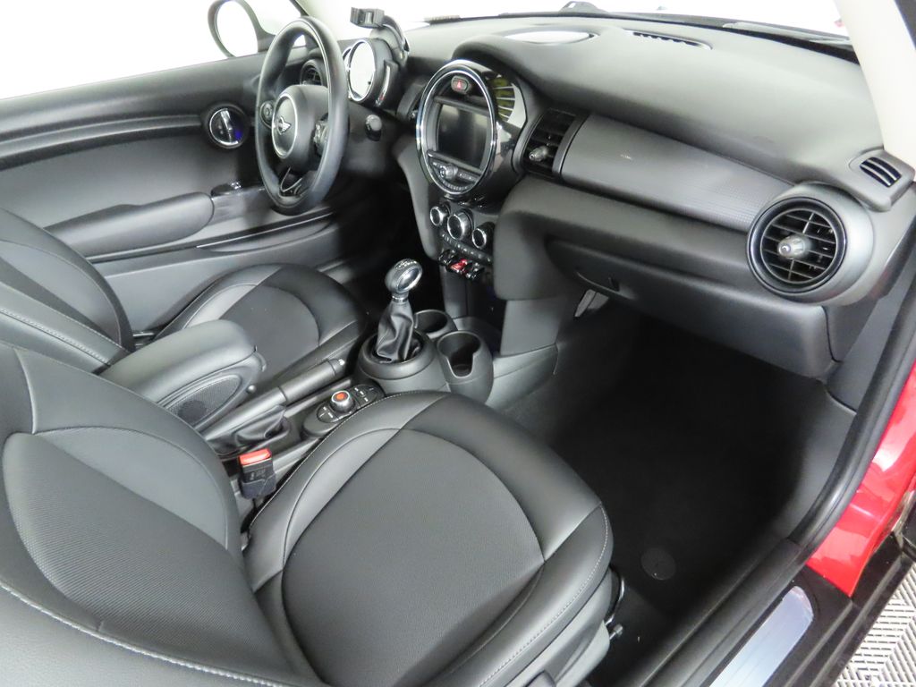 2019 MINI Cooper S 18