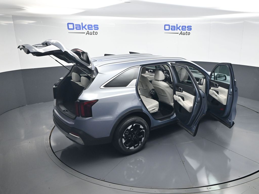 2025 Everlasting Silver Kia Sorento S AWD SUV