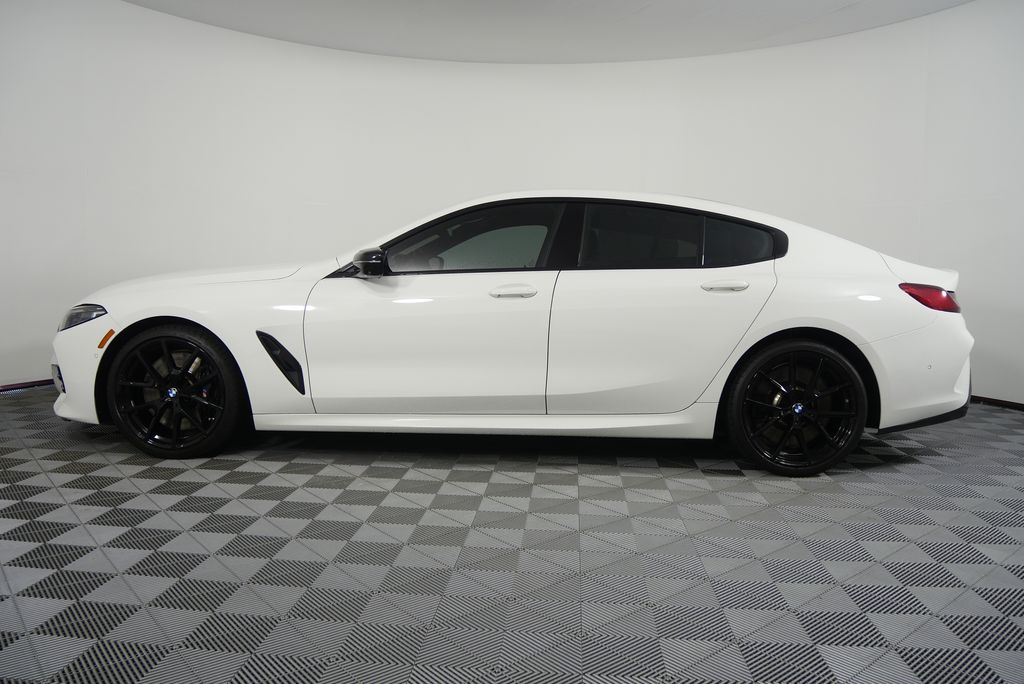 Thumbnail: 2023 BMW 8 Series - 6