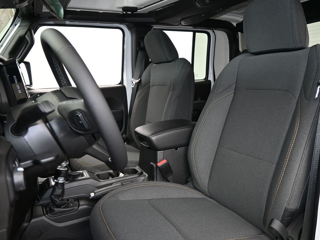 New 2026 bright white clearcoat Jeep Sport S image 10