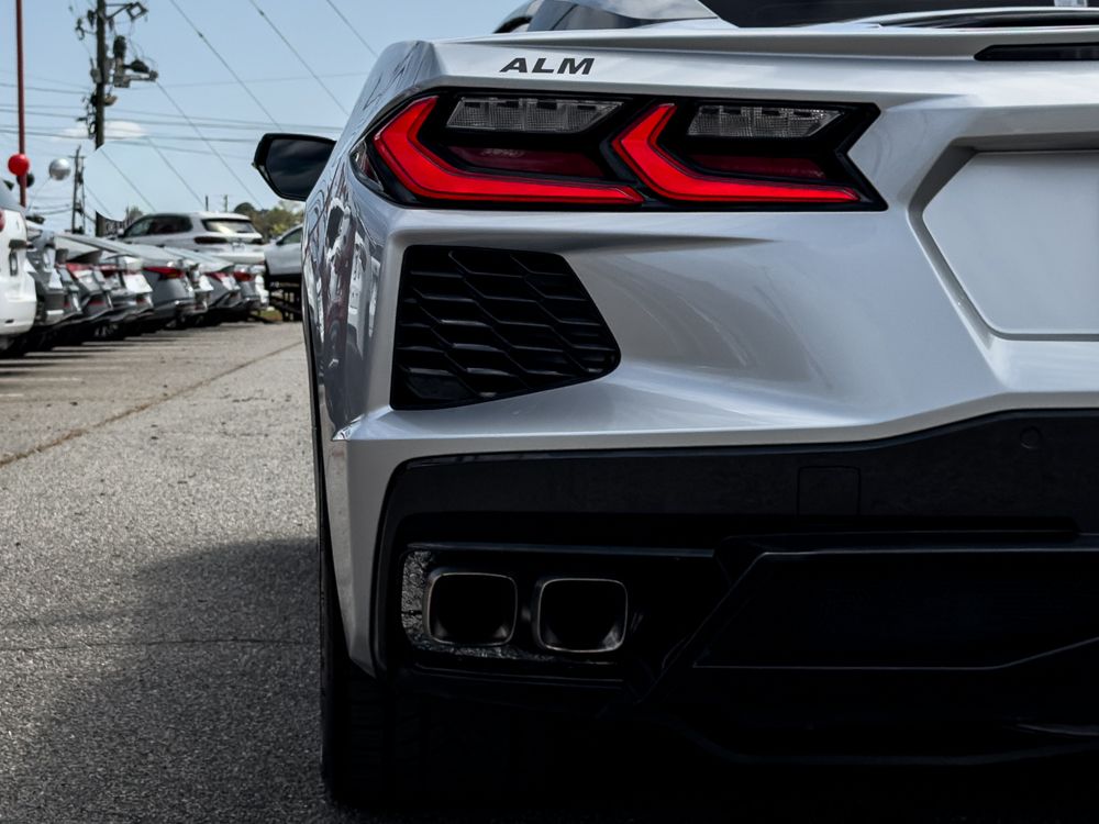 Used 2020 Silver Chevrolet Stingray image 8