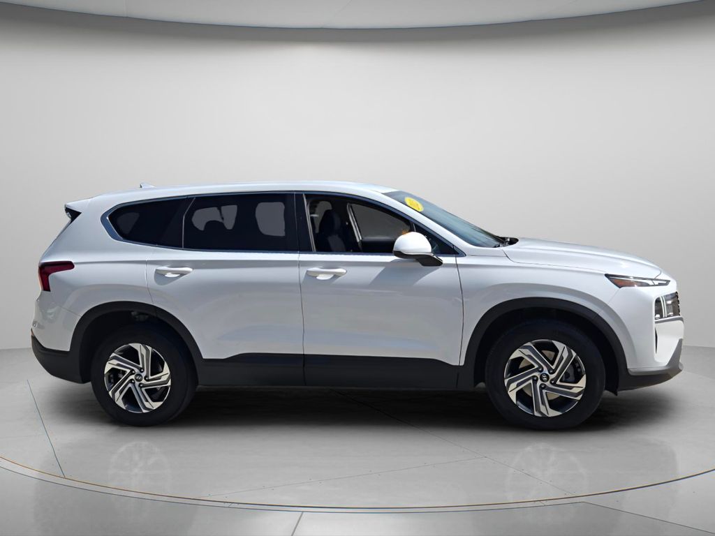 2023 Hyundai Santa Fe - $21,517