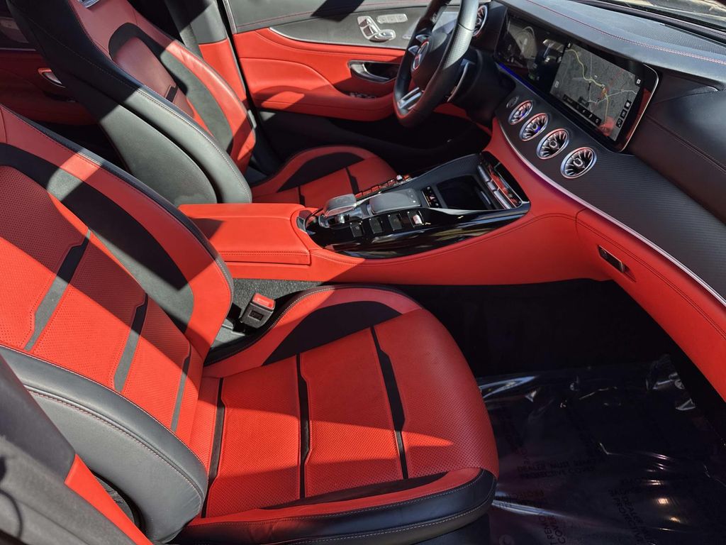 Thumbnail: 2022 Mercedes-Benz AMG GT - 21