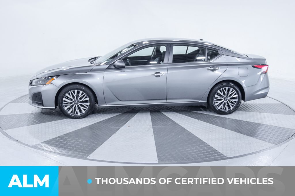 2023 Nissan Altima 2.5 SV photo 4