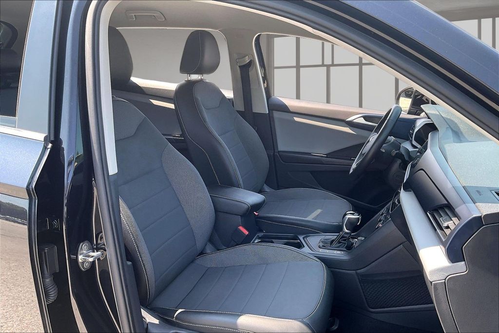 Used 2022 Volkswagen Taos SUV