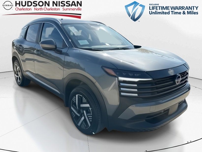 2025 Gun Metallic Nissan Kicks SV FWD SUV