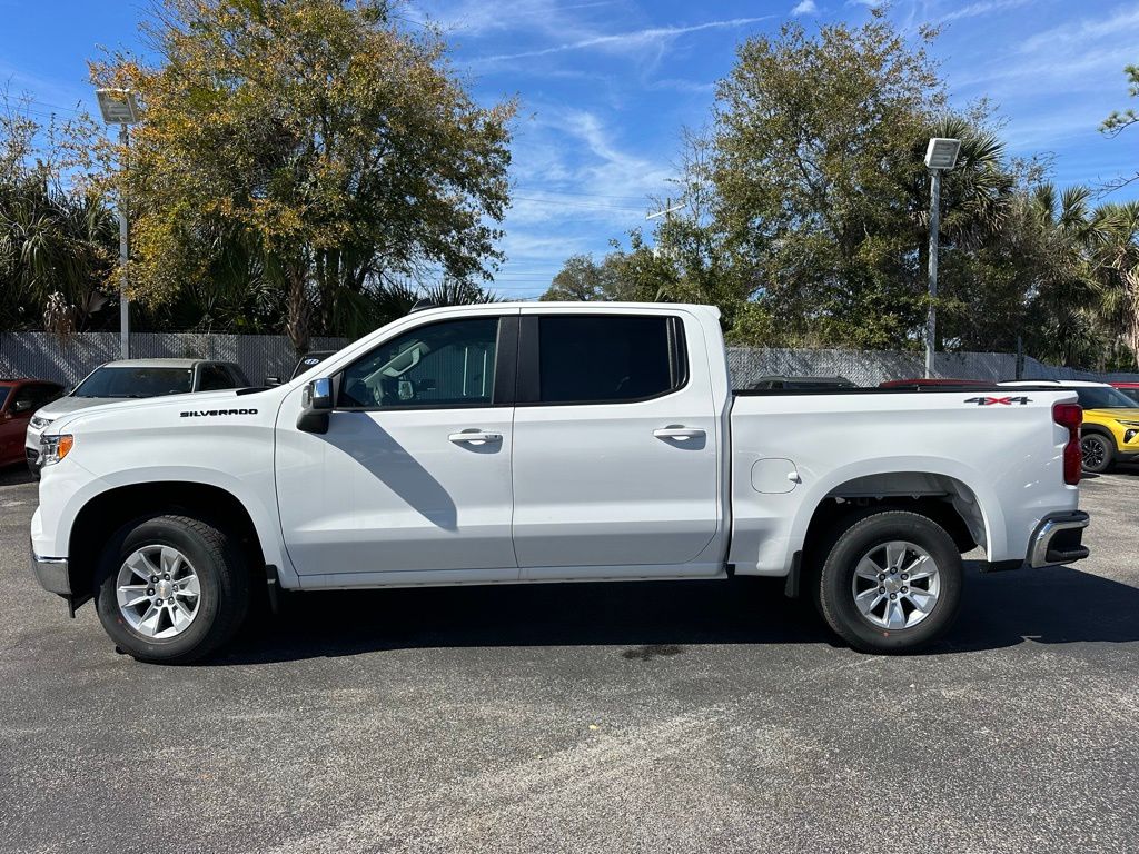 2024 Chevrolet Silverado 1500 LT 4