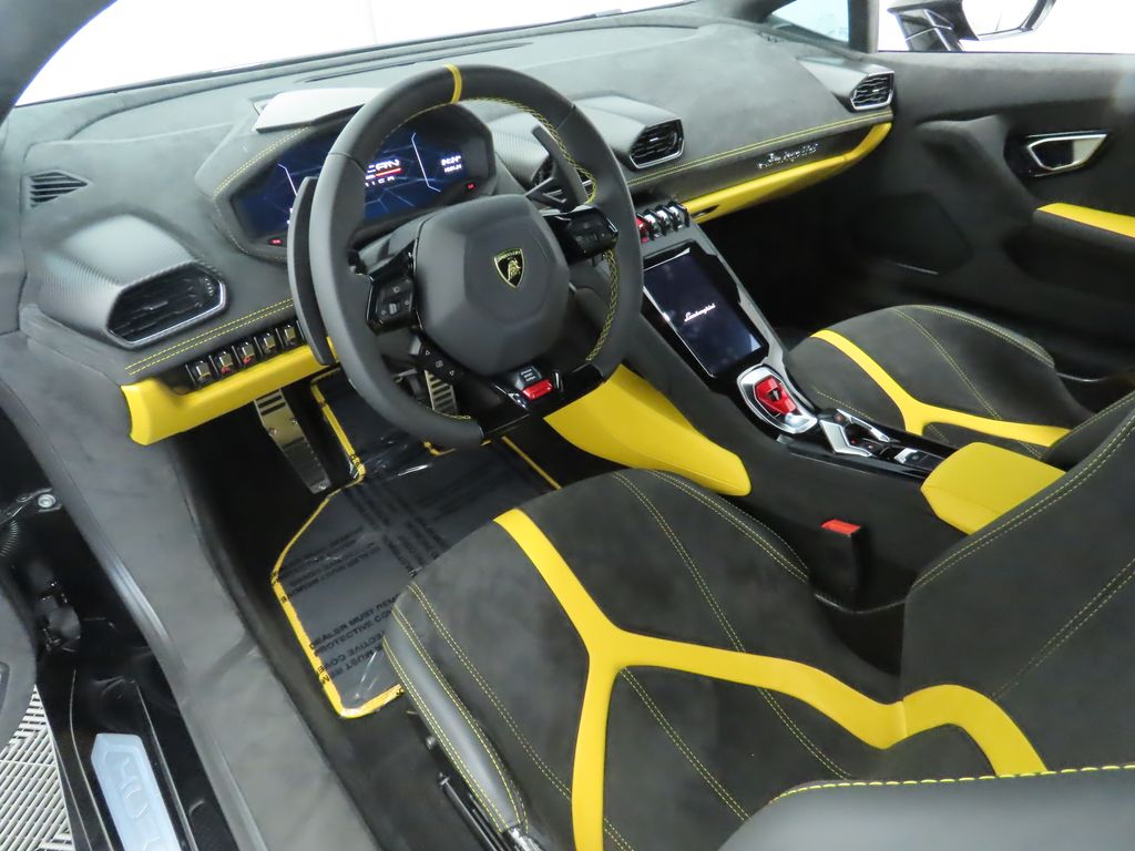 2024 Lamborghini Huracan Tecnica 9