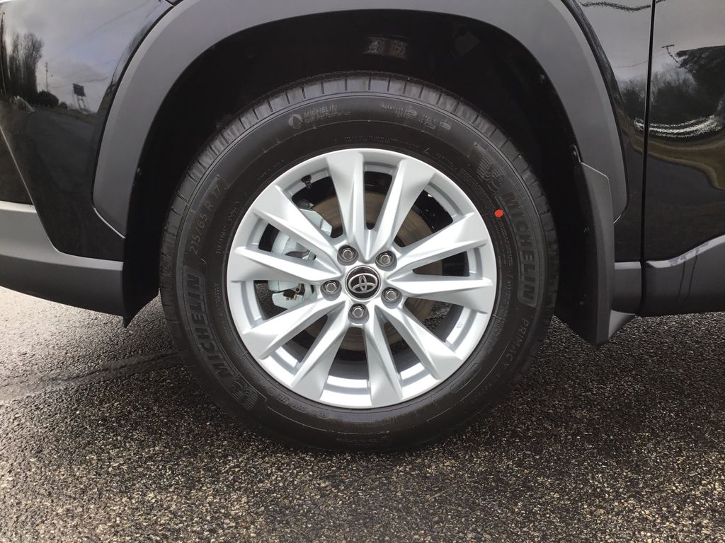 Thumbnail: 2026 Toyota Corolla Cross - 9