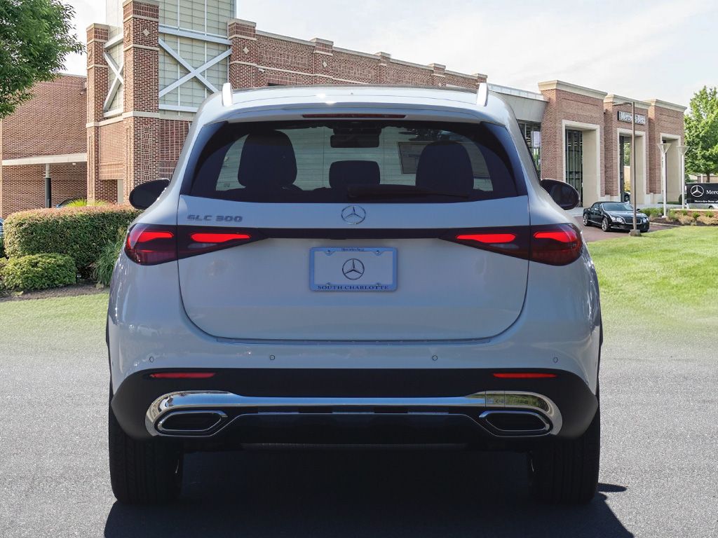 Thumbnail: 2026 Mercedes-Benz GLC - 5