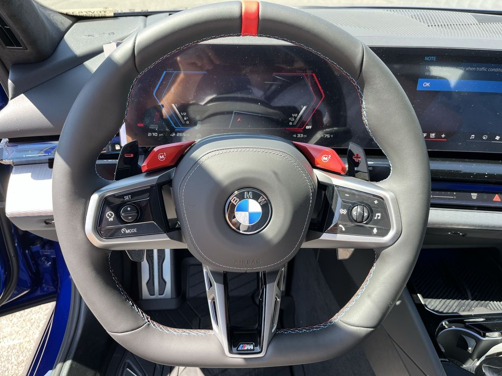 Thumbnail: 2026 BMW M5 - 14