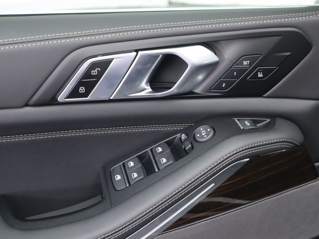 Thumbnail: 2026 BMW X5 - 24