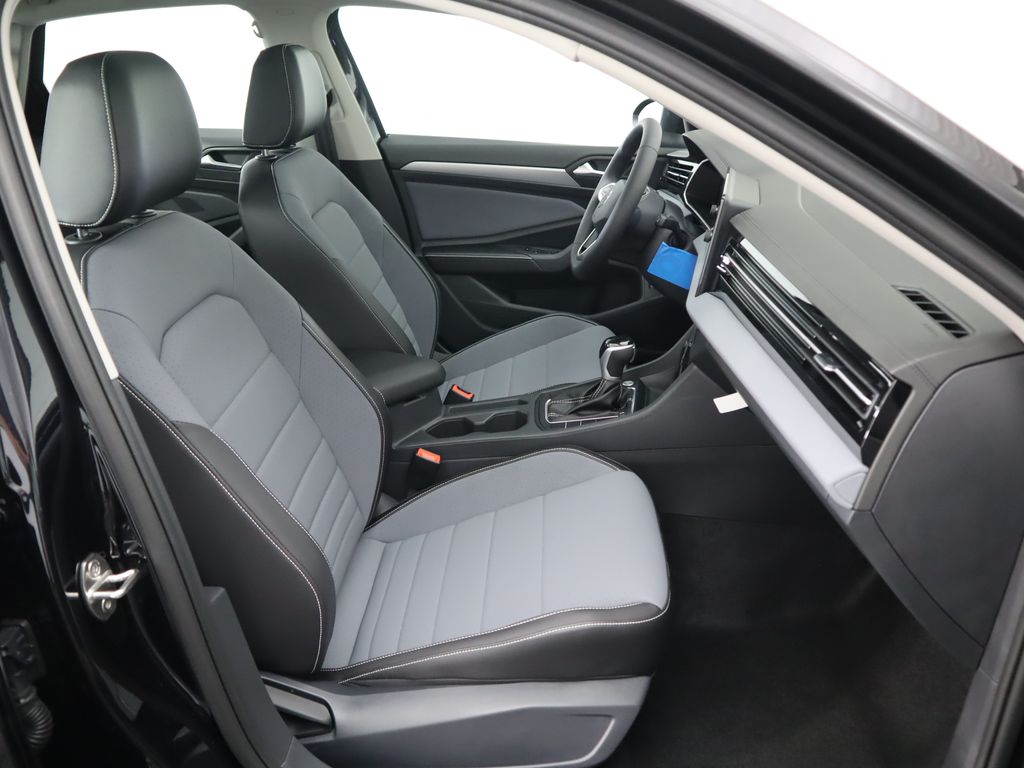 Thumbnail: 2026 Volkswagen Jetta - 20