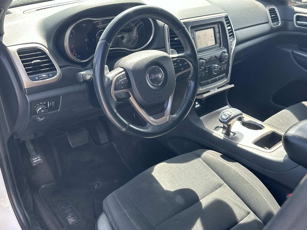 Used 2015 Jeep Grand Cherokee Laredo E with VIN 1C4RJFAG4FC185969 for sale in Richmond, VA