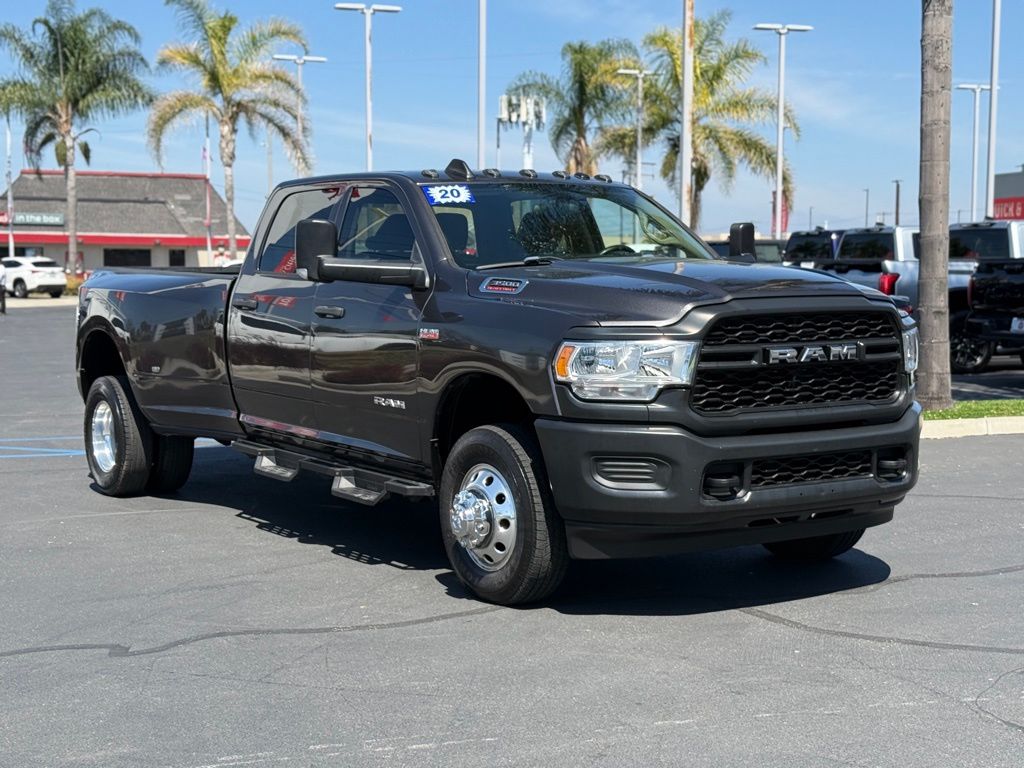 2020 RAM 3500 Tradesman Crew Cab LB DRW 4WD