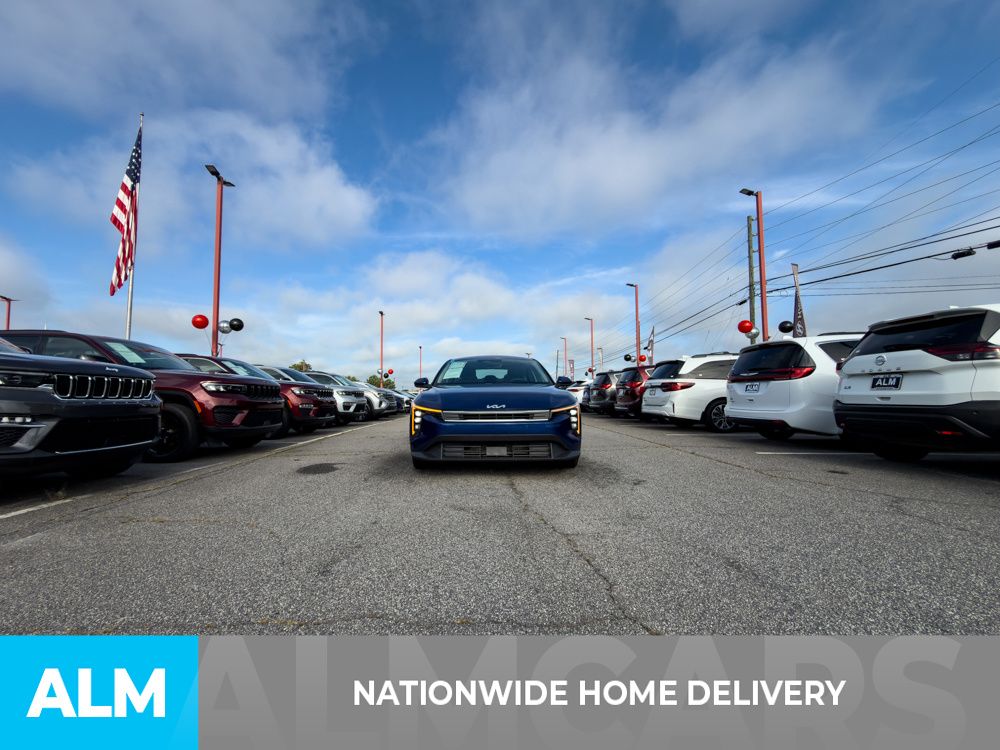 Used 2025 Blue Kia LXS image 4