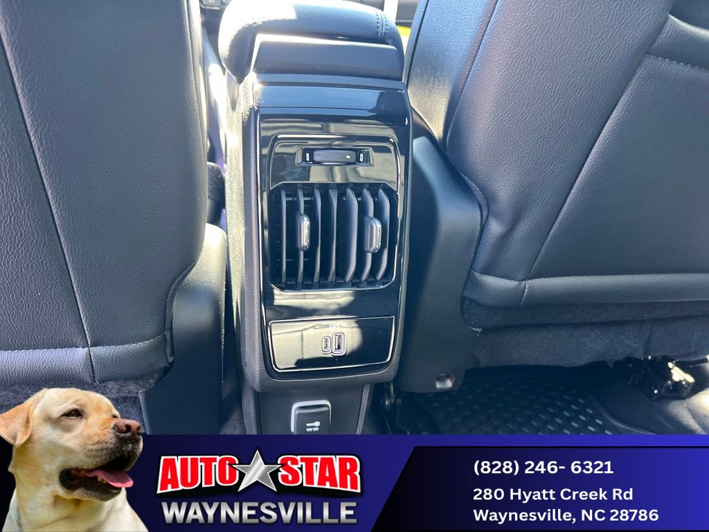 new 2026 Jeep Compass car, priced at $31,990