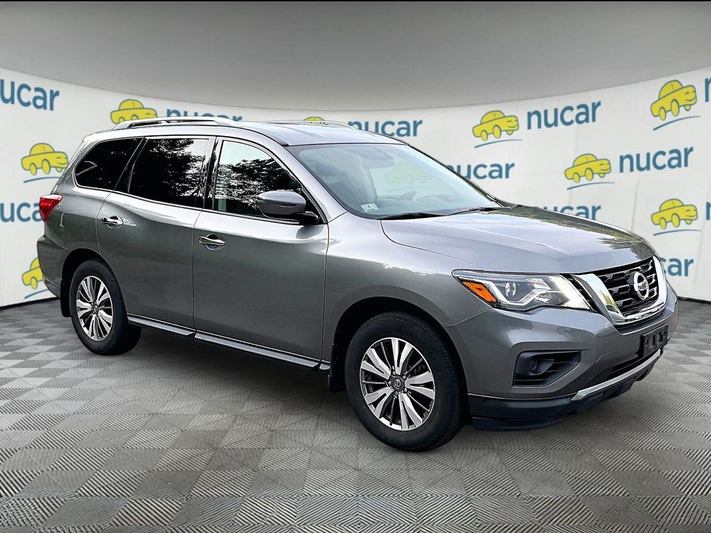  2020 Nissan Pathfinder S 4WD   