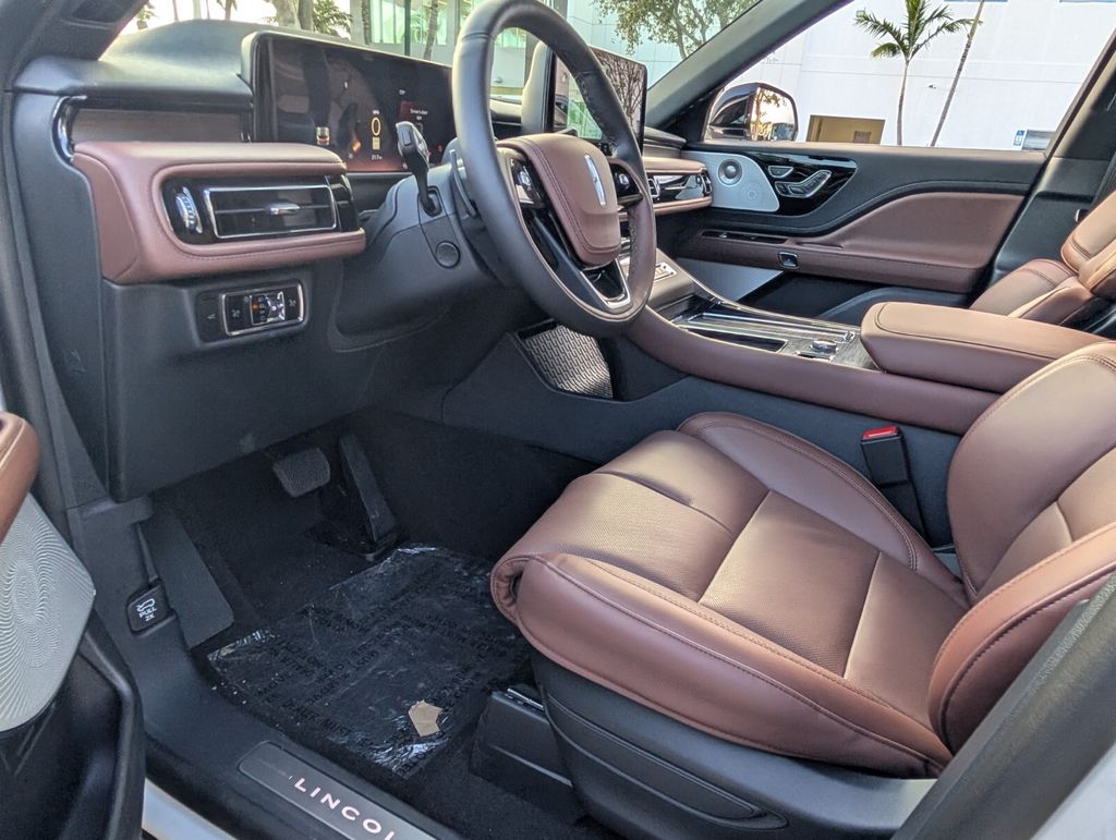 new 2026 Lincoln Aviator car, priced at $82,850