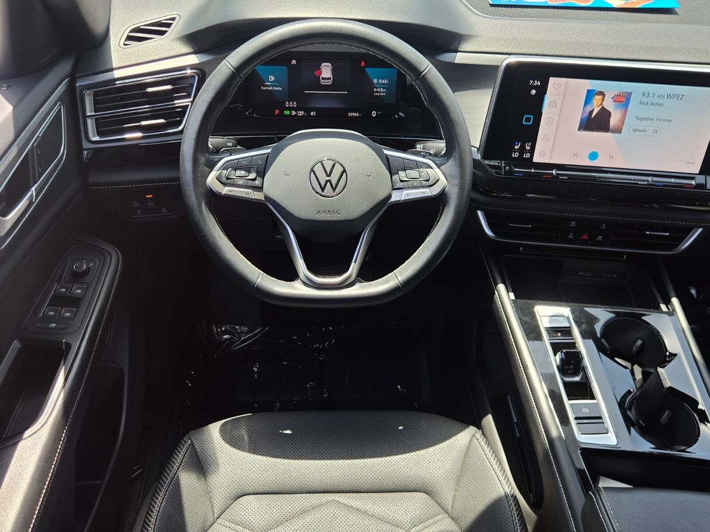 2024 Volkswagen Atlas - $28,200