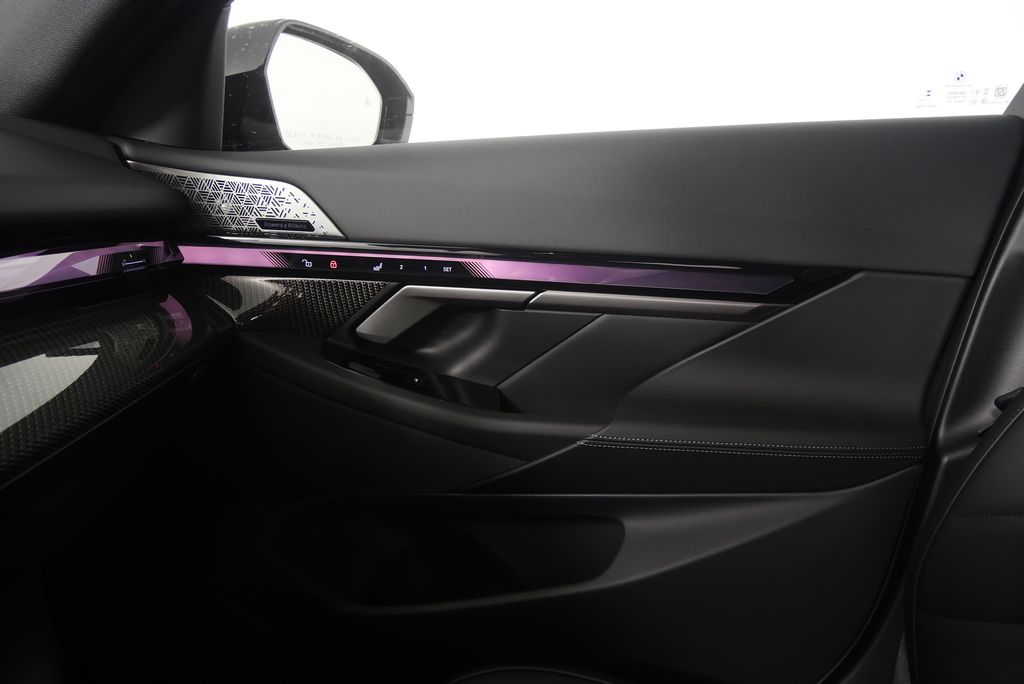 Thumbnail: 2026 BMW 5 Series - 25