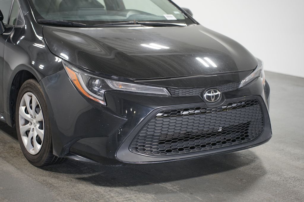 2022 Toyota Corolla LE 4