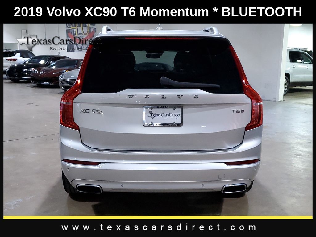 2019 Volvo XC90 T6 Momentum 12