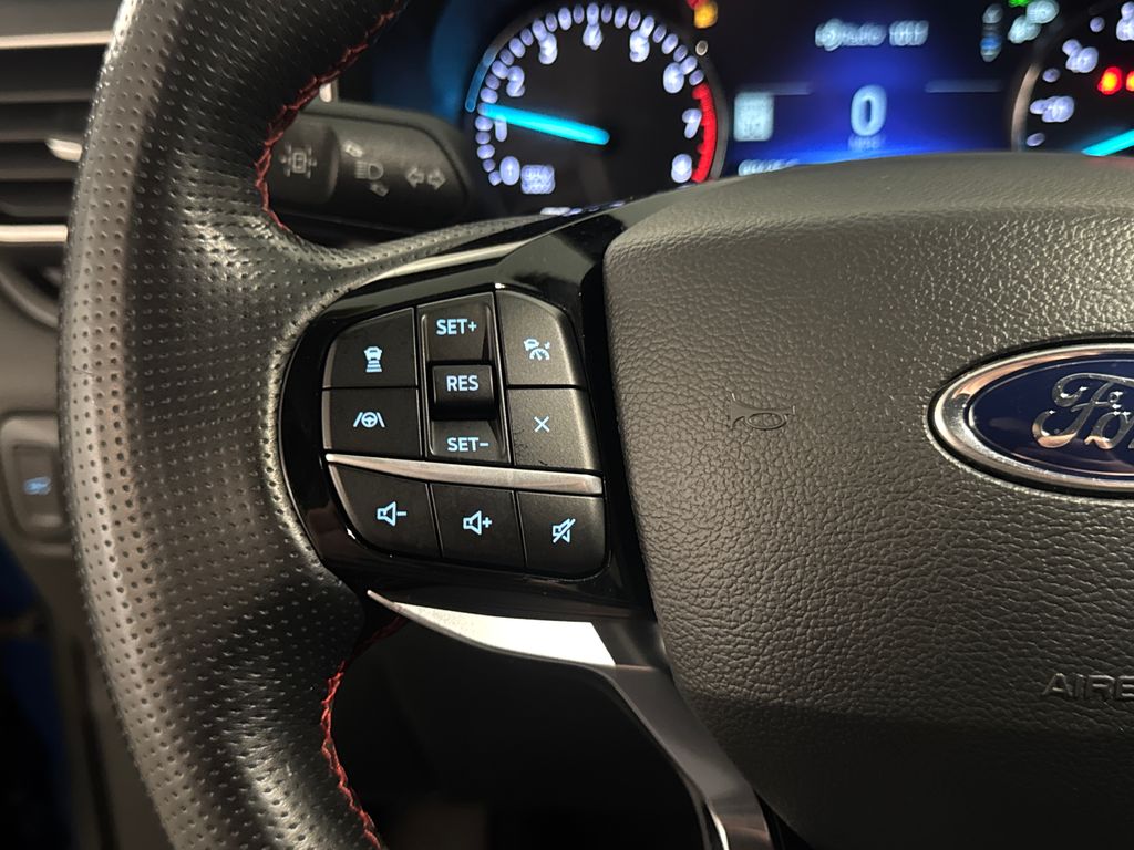 2022 Atlas Blue Metallic Ford Explorer ST-Line RWD SUV