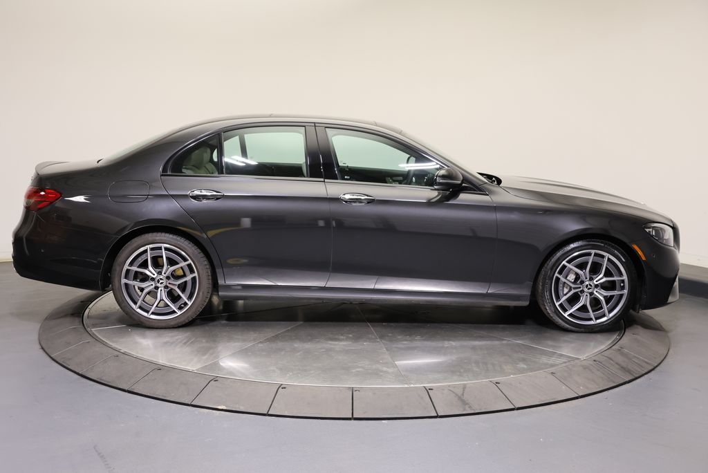 Thumbnail: 2023 Mercedes-Benz E-Class - 8