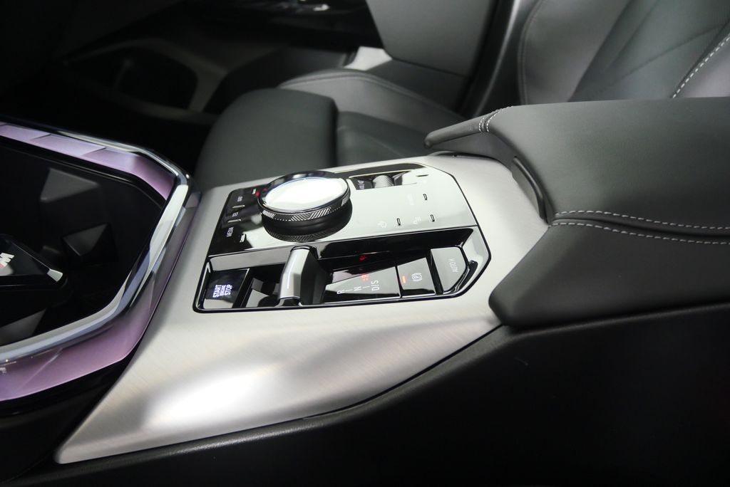 Thumbnail: 2026 BMW X3 - 22