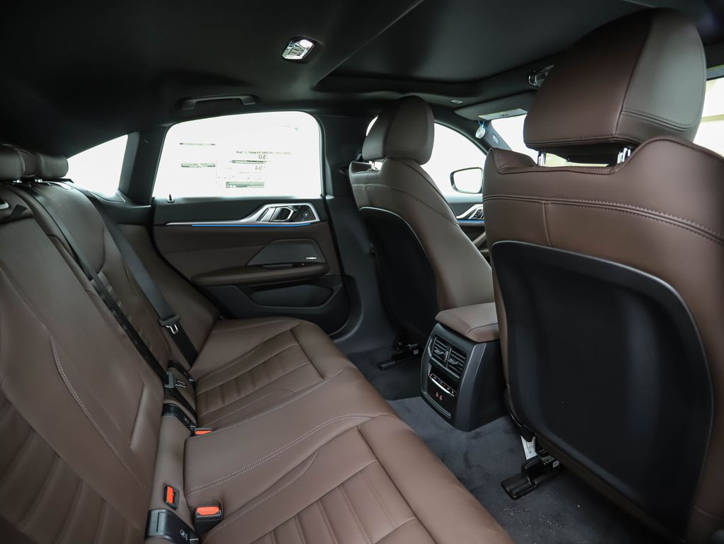 Thumbnail: 2026 BMW i4 - 26