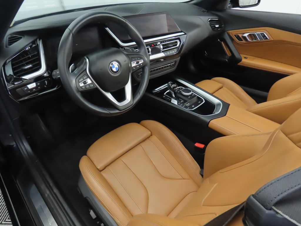 Thumbnail: 2022 BMW Z4 - 17