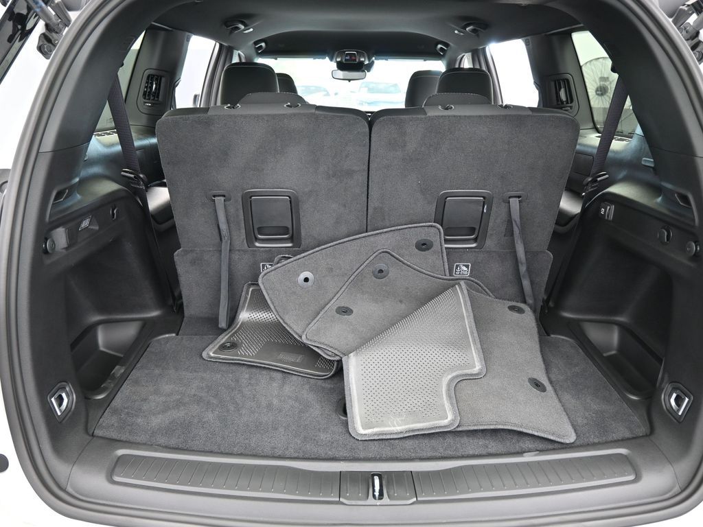 Used 2024 Bright White Clearcoat Jeep Laredo image 34