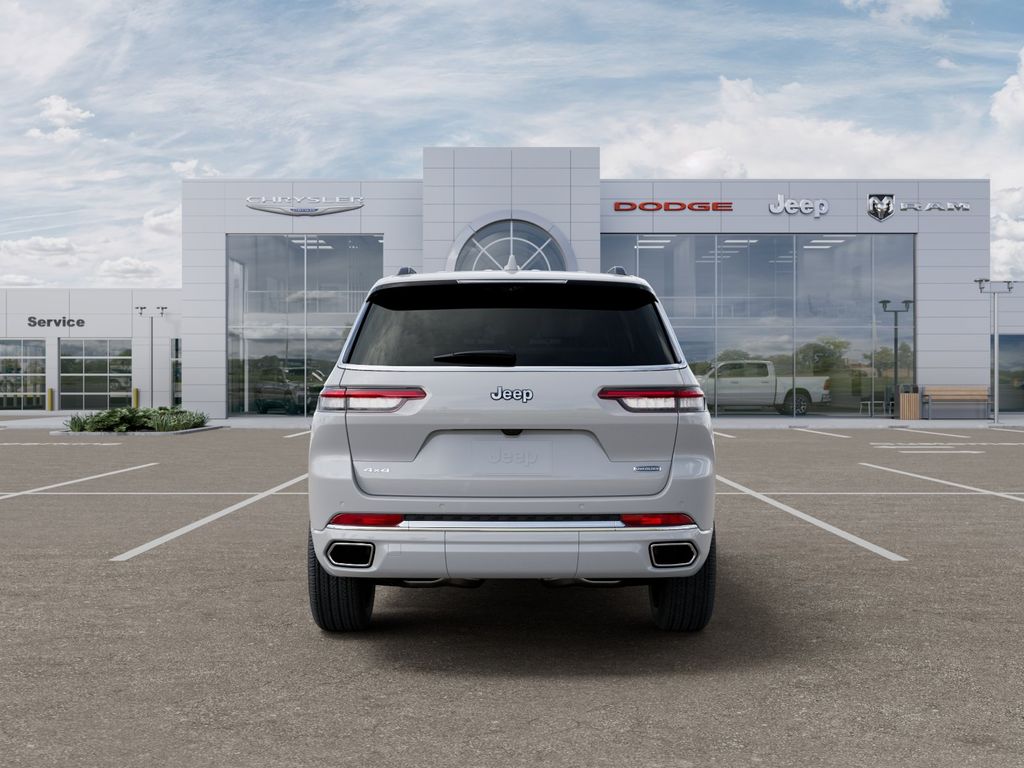 New 2025 White Jeep Overland image 8
