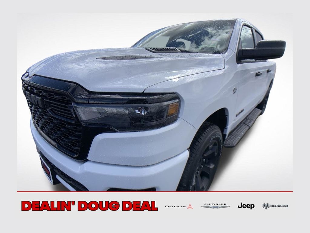 2026 RAM 1500 Express Crew Cab 4WD