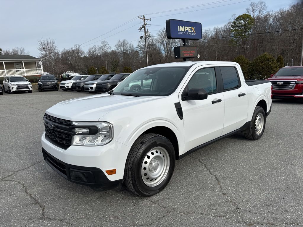 2023 Ford Maverick XL's photo