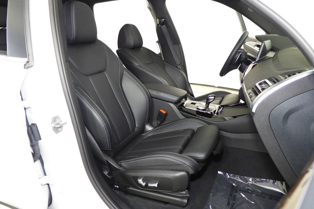 Thumbnail: 2023 BMW X3 - 19