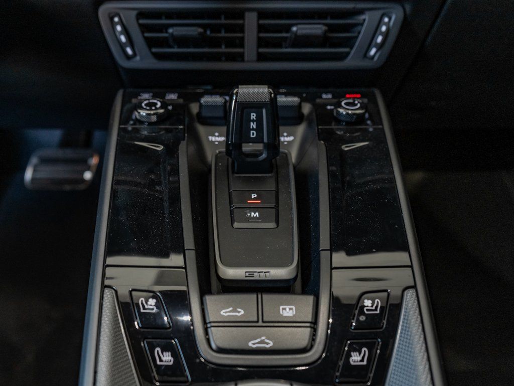 Certified Used 2025 Off-white Porsche Carrera image 25