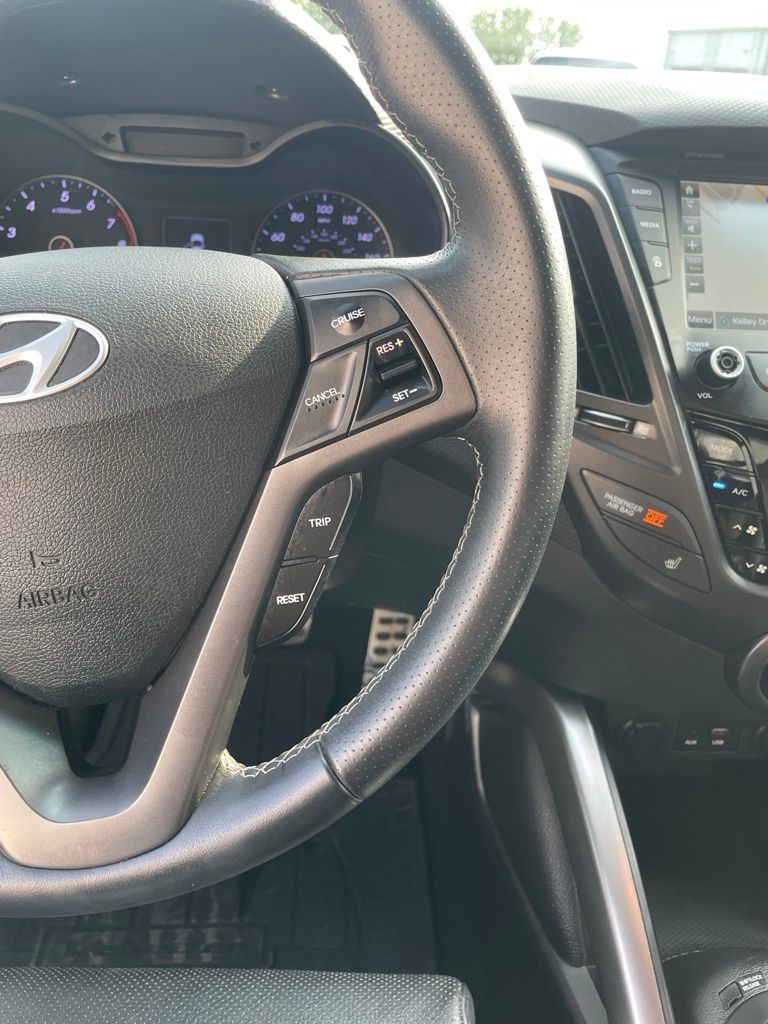 Used Car 2017 Hyundai Veloster  Turbo For Sale Under $10,000 In Georgetown, Texas