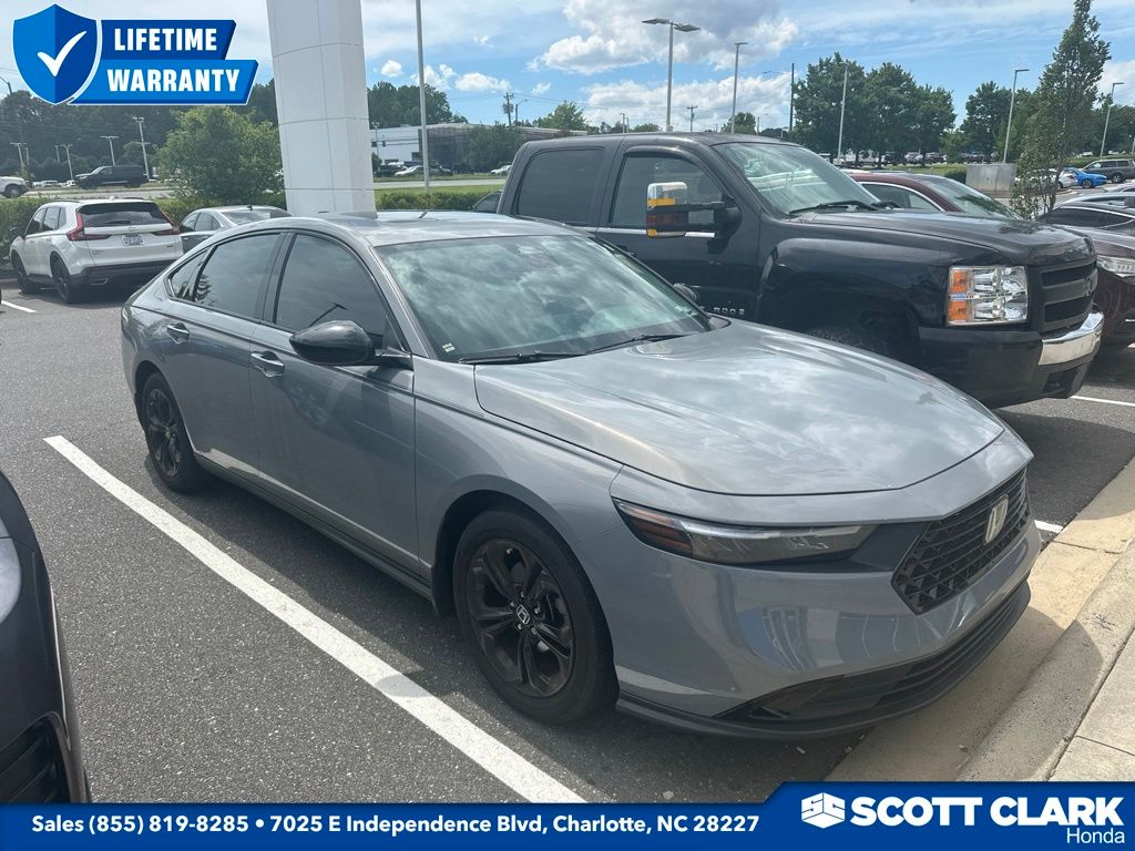 2025 Honda Accord Sedan SE