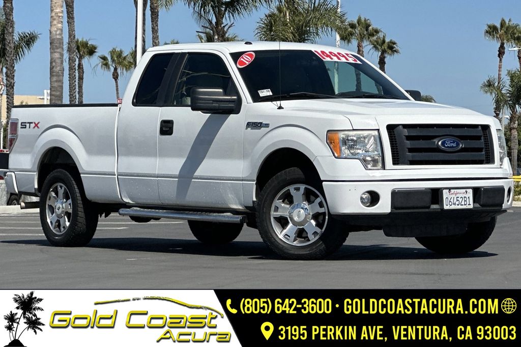 White 2010 Ford F-150 Pickup Truck 4X2 4-Speed Automatic Overdrive