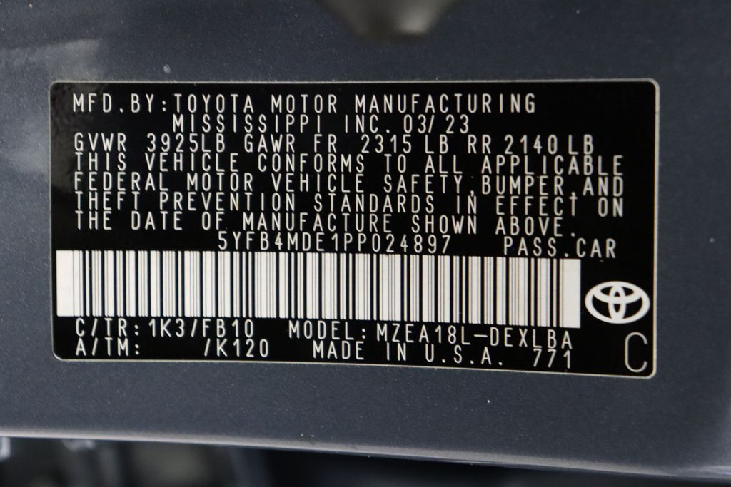 Thumbnail: 2023 Toyota Corolla - 17